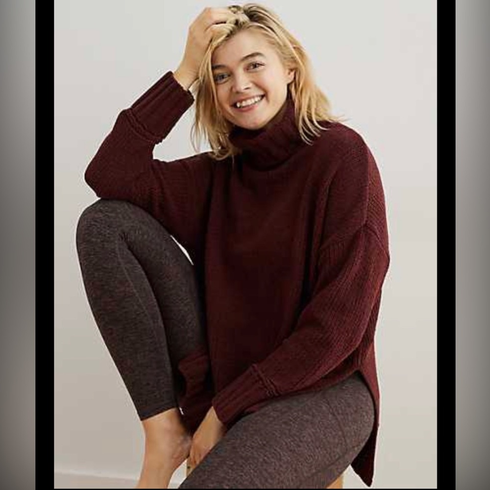 Aerie American Eagle Small Oversized Chenille Turtleneck Knit Sweater Tunic Red